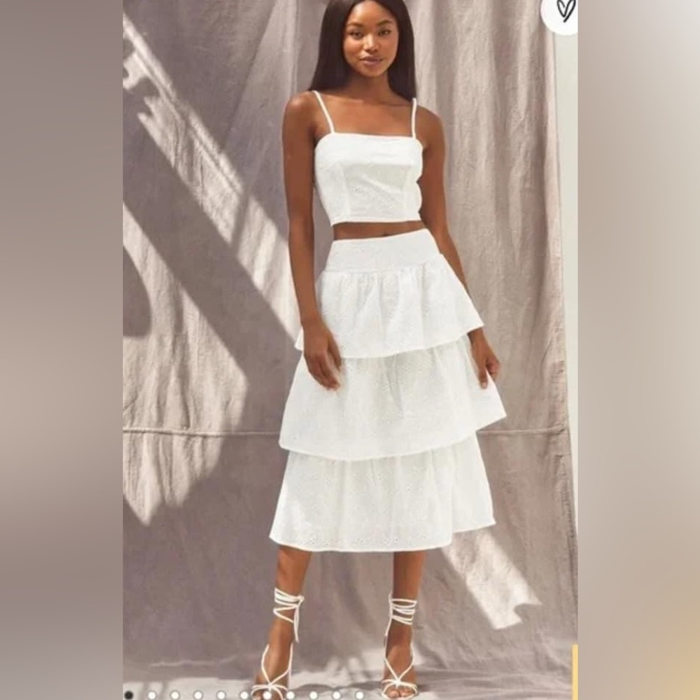 Lulu's white skirt and top set